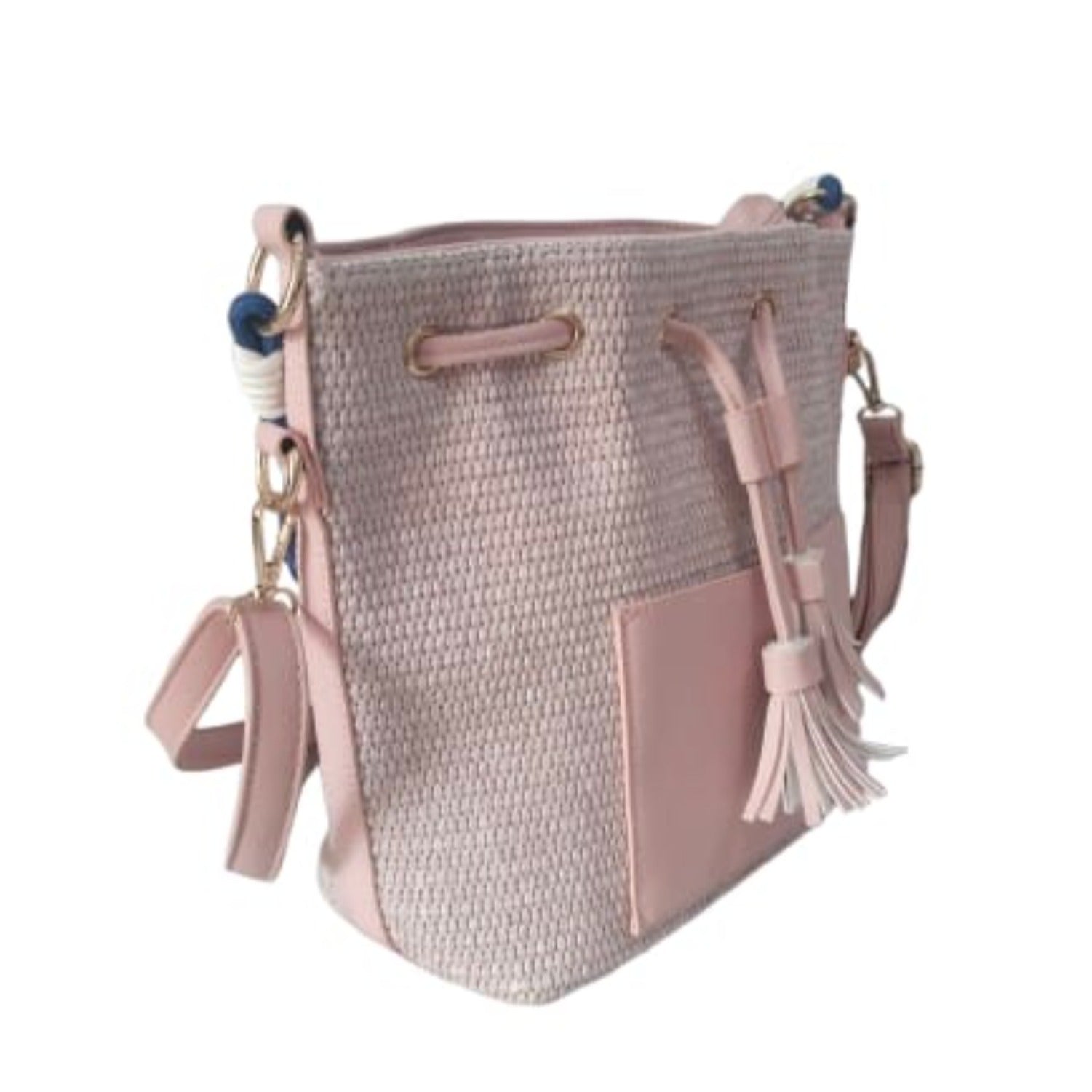 Precioso bolso bandolera en color rosa empolvado, perfecto para complementar cualquier look y ocasión.